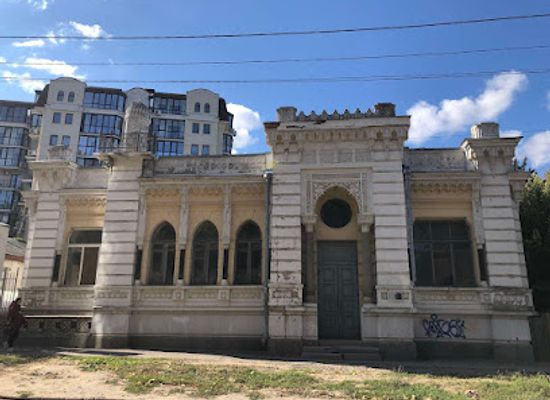 ukraine/poltava-region/attraction/bakhmutsky-house