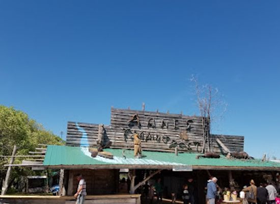 canada/interlake-region/attraction/arnes-farmer-s-market