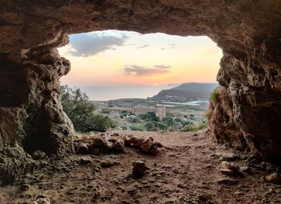 malta/mellieha/attraction/ghar-ta-zamberat