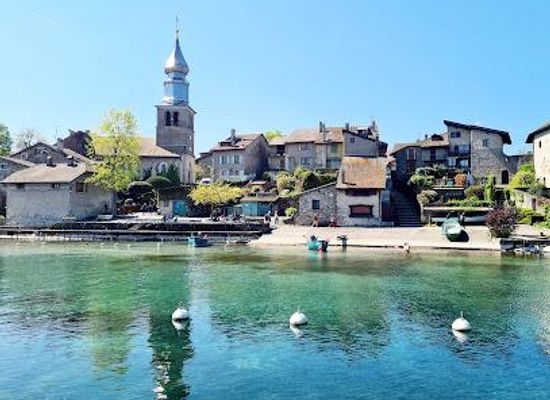 switzerland/lake-geneva-region/attraction/yvoire