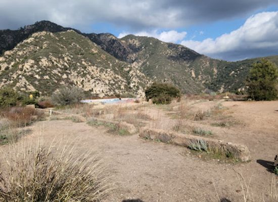 california/los-angeles-county/attraction/white-city-ruins