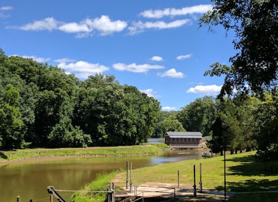 maryland/capital-region/attraction/little-falls-stream-valley-park