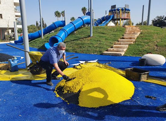 israel/hadera/attraction/gan-breshit-behasraat-moriss-kahan