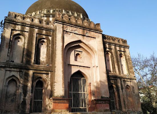 india/delhi/south-extension/attraction/kale-khan-ka-makbara