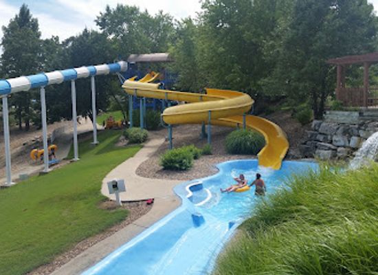 missouri/lake-of-the-ozarks/attraction/big-surf-waterpark