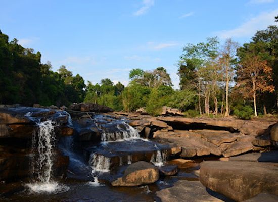 laos/bolaven-plateau/attraction/tad-koy-loy-far-waterfall