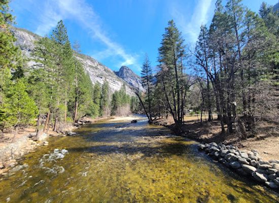 california/central-california/attraction/happy-isles-bridge