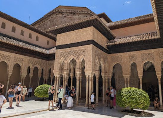 spain/granada/realejo-san-matias/attraction/nasrid-palaces
