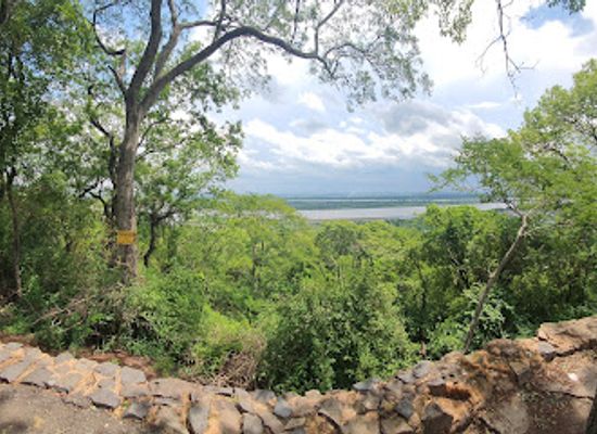 argentina/gran-chaco/attraction/cerro-lambare