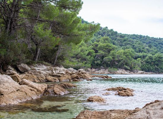 croatia/peljesac-peninsula/attraction/uvala-vucine