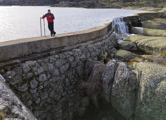 portugal/serra-da-estrela/attraction/lagoa-serrano