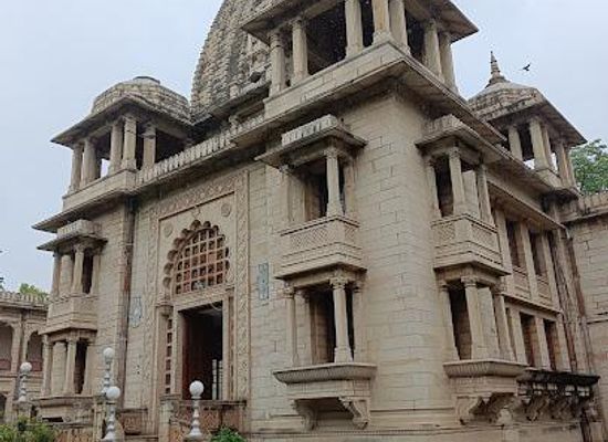 india/vadodara/attraction/kirti-mandir