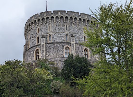united-kingdom/windsor/attraction/queen-elizabeth-ii-windsor-memorial-drinking-fountain