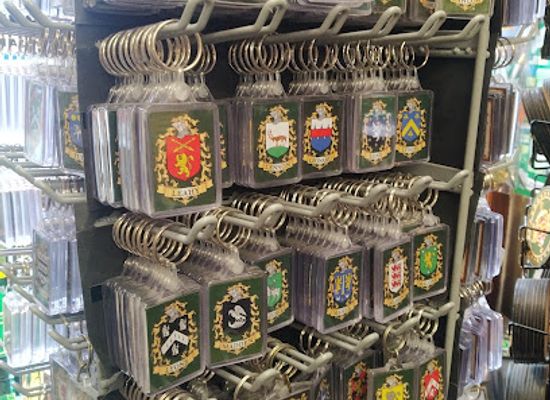 ireland/leinster/attraction/kilbeggan-family-crests