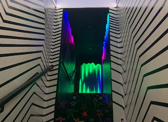 virginia/virginia-beach/attraction/lost-planet-s-mirror-maze