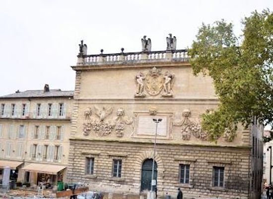 france/avignon/attraction/hotel-des-monnaies