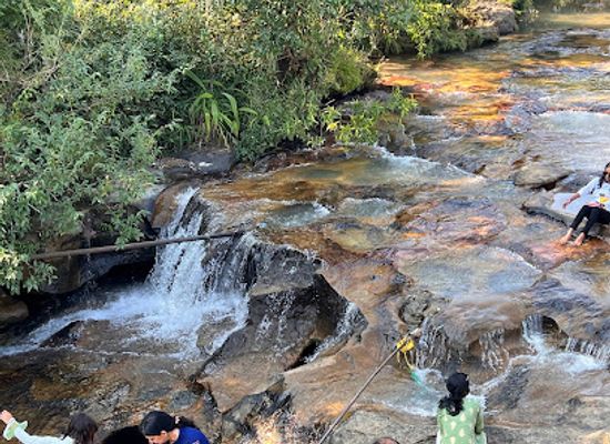 india/meghalaya/attraction/nohsngithiang-falls-view-point