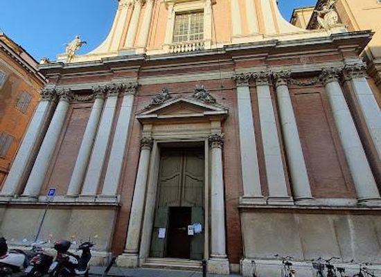 italy/emilia-romagna/attraction/chiesa-di-san-vincenzo