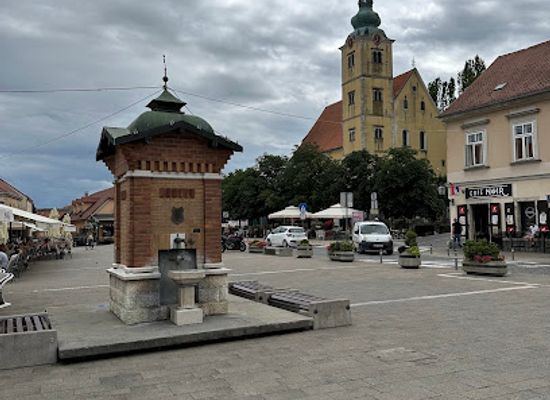 croatia/central-croatia/attraction/the-well-on-the-main-square