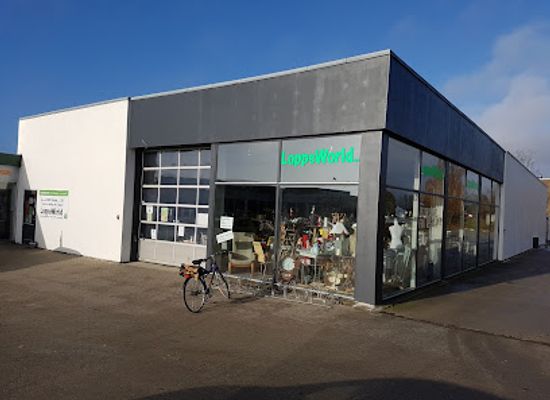 denmark/falster/shop/loppeworld