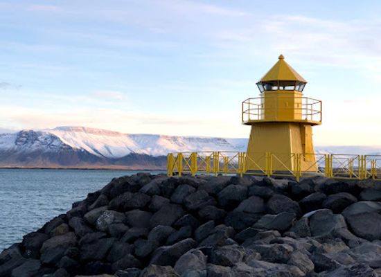 iceland/kopavogur/attraction/hofoi-lighthouse
