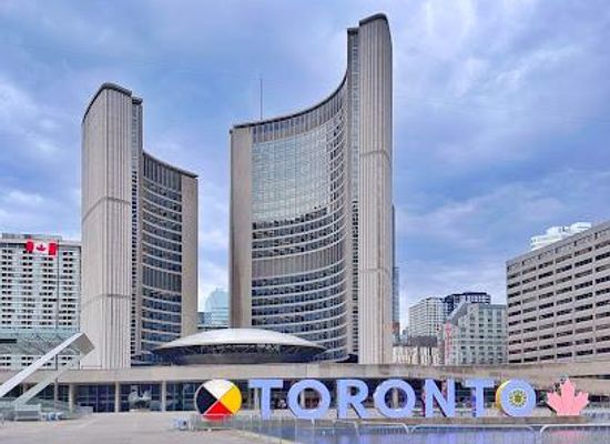 canada/toronto/attraction/toronto-city-hall