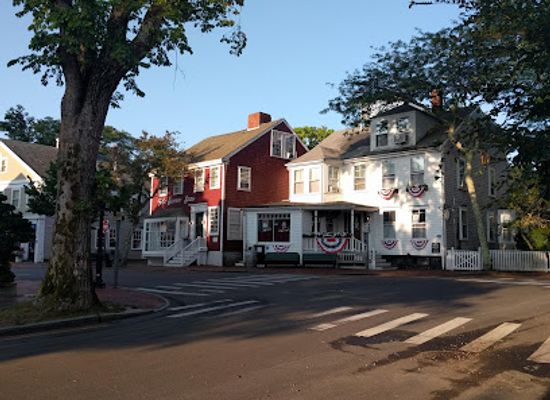 massachusetts/nantucket-county/attraction/nantucket-downtown-historic-district