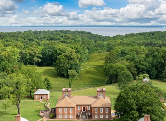 virginia/northern-neck/attraction/stratford-hall-historic-preserve