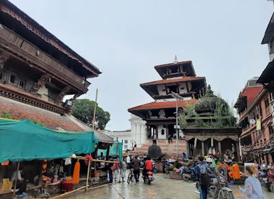 nepal/kathmandu/attraction/trailokya-mohan-narayan-temple