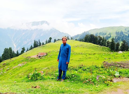 pakistan/makra-peak/attraction/makhair