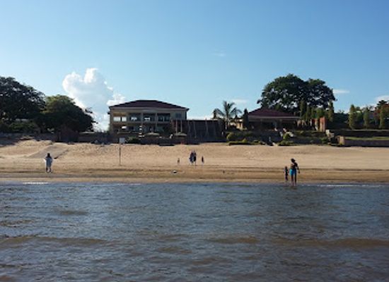 malawi/lake-malawi/attraction/silver-sands-holiday-resort