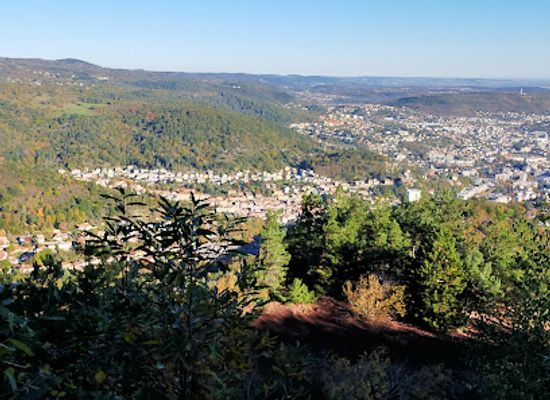 france/auvergne-volcanoes/attraction/puy-de-gravenoire