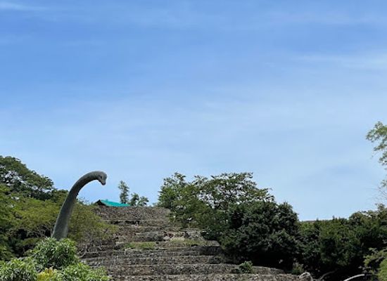 philippines/vigan/attraction/baluarte-safari-gallery
