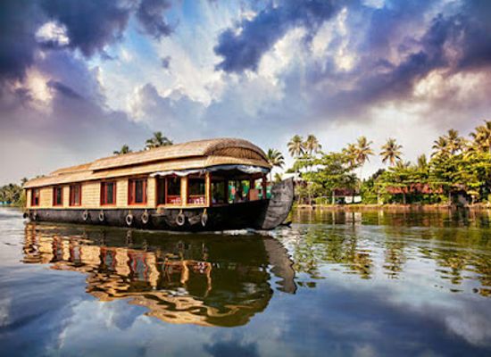 india/varkala/attraction/salman-tours