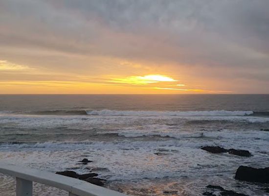 chile/pichilemu/attraction/el-barco