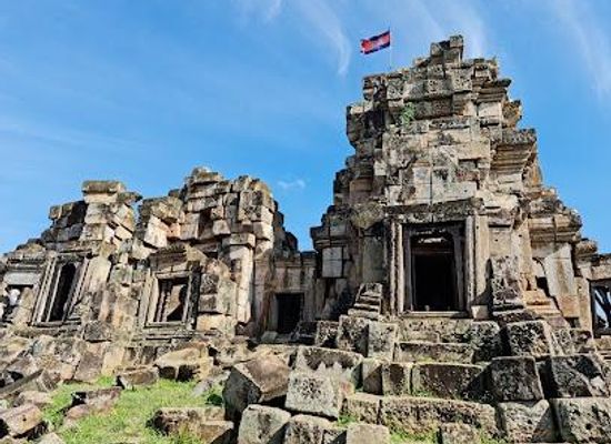 cambodia/battambang/attraction/ek-phnom-temple
