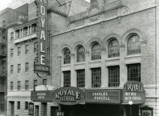 new-jersey/hackensack-meadowlands/attraction/bernard-b-jacobs-theatre