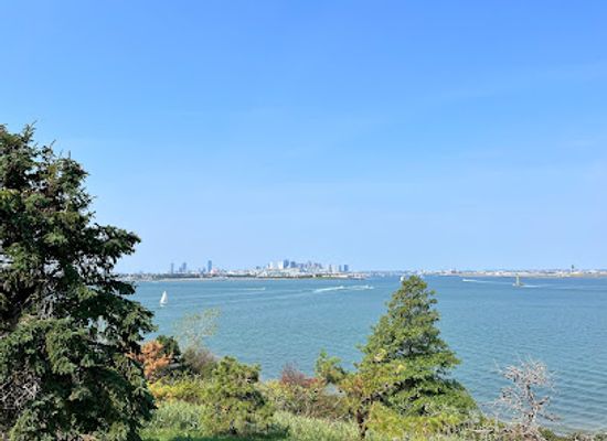massachusetts/the-islands/attraction/boston-harbor-islands-national-state-park