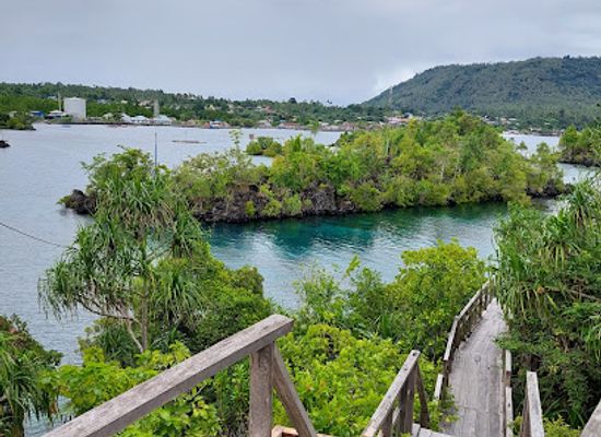indonesia/north-maluku/attraction/tanjung-bongo-raja-ampat-mini