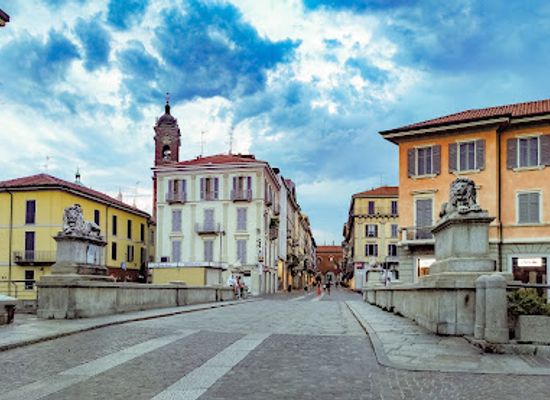 italy/brianza/attraction/ponte-dei-leoni