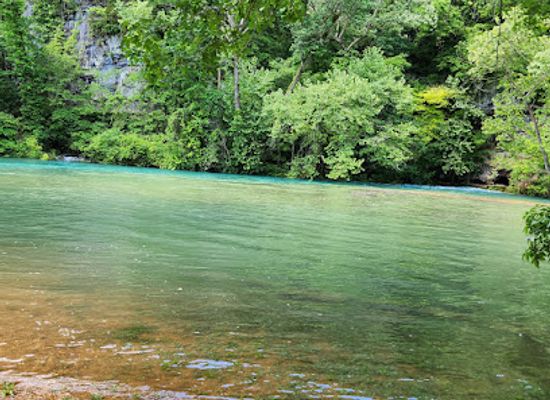 missouri/current-river/attraction/the-landing-current-river
