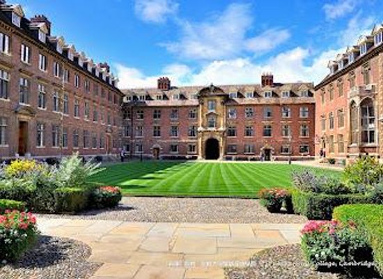united-kingdom/cambridge/attraction/st-catharine-s-college