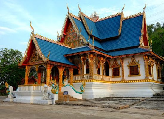 laos/phakse-province/attraction/wat-phousalao