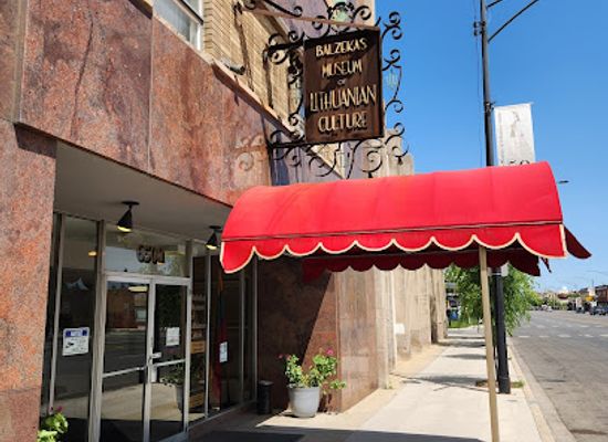 illinois/chicagoland/attraction/balzekas-museum-of-lithuanian-culture