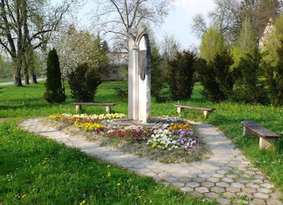 hungary/zalaegerszeg/attraction/millenniumi-emlekpark