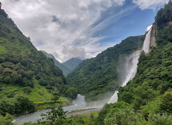 india/arunachal-pradesh/attraction/jung-falls-nuranang-falls