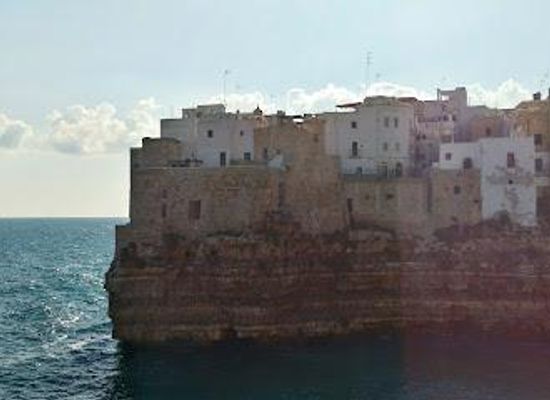 italy/apulia/attraction/lungomare-domenico-modugno