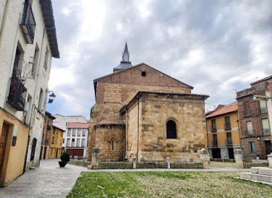 spain/castile-and-leon/attraction/plaza-del-grano