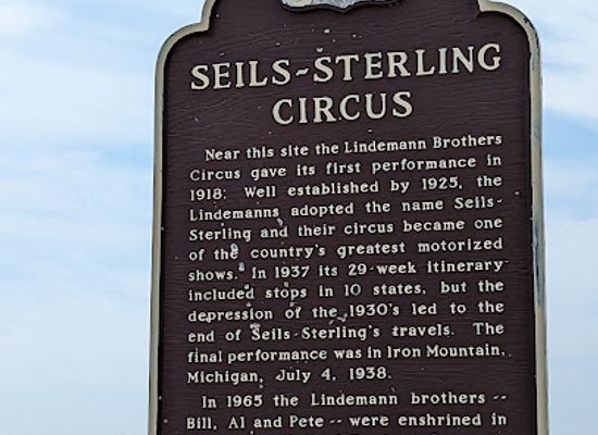 wisconsin/southern-wisconsin/attraction/wisconsin-state-historical-marker-243-seils-sterline-circus