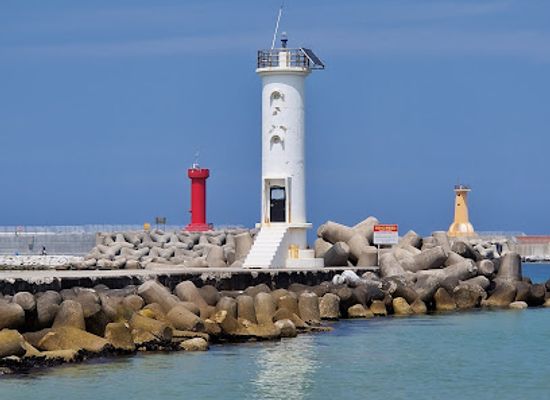 south-korea/gangneung-coastal-areas/attraction/jumunjin-beach-and-camping-site